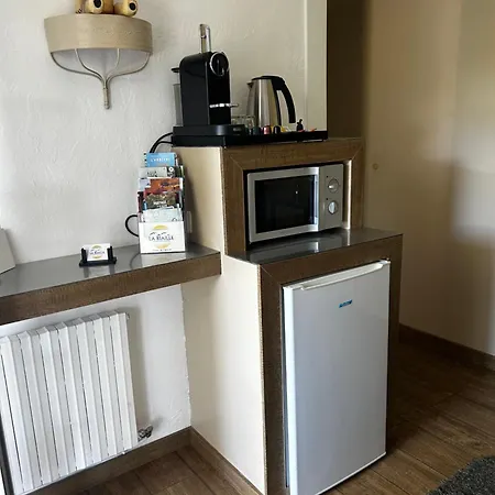 D'hotes De La Riaille 400 M De La Dolce Via Bed & Breakfast Le Cheylard