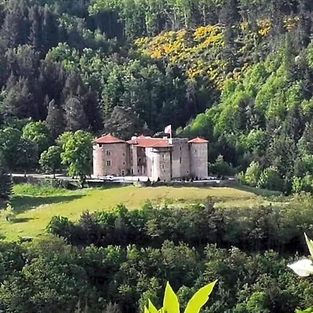D'hôtes De La Riaille 400 M De La Dolce Via Couette-café 3*
